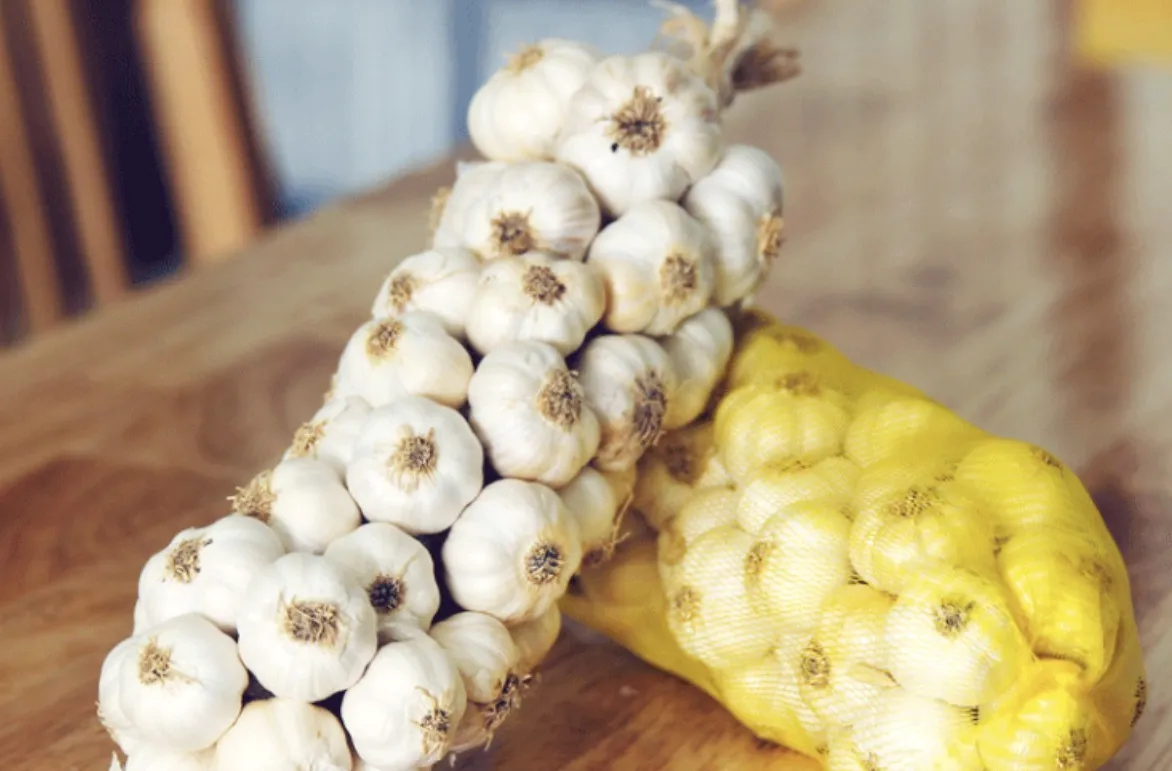 Single clove garlic bundles